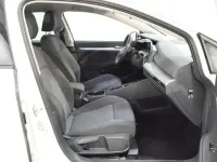 Usado VW Golf VIII Life 110 CV (80 kW) 2022 Blanco Familiar