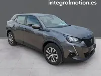 Usado Peugeot 2008 Allure 131 CV (96 kW) 2021 Gris SUV