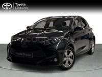 Usado Toyota Yaris Hybrid Active 116 CV (85 kW) 2025 Negro Berlina
