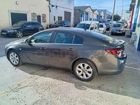Usado Opel Insignia Selective 140 CV (102 kW) 2015 Gris / plata Berlina