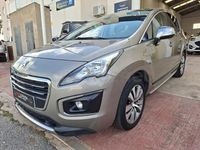 Usado Peugeot 3008 Style 120 CV (88 kW) 2015 Beige Familiar