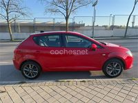 Usado Seat Ibiza I-Tech 85 HP (62 kW) 2014 Vermelho Sedan