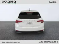 Usado Skoda Fabia Selection 95 CV (69 kW) 2025 Blanco Utilitario