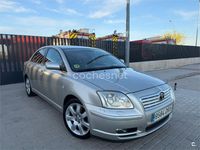 Usado Toyota Avensis Executive 147 CV (108 kW) 2005 Gris / plata Berlina