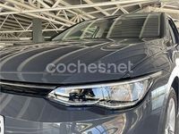 Usado VW Golf VIII 115 CV (84 kW) 2024 Gris / plata Berlina