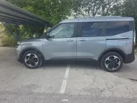 Usado Ford Tourneo Courier Active 125 CV (91 kW) 2024 Gris / plata Monovolumen