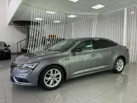 Usado Renault Talisman LIMITED 120 CV (88 kW) 2020 Gris / plata Berlina