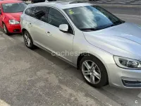 Usado Volvo V60 Momentum 136 CV (100 kW) 2013 Blanco Familiar