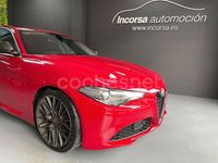 Usado Alfa Romeo Giulia Super 180 CV (132 kW) 2017 Rojo Berlina