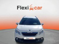 Usado Peugeot 2008 Allure 100 CV (73 kW) 2015 Blanco SUV