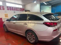 Usado Hyundai i30 116 CV (85 kW) 2019 Beige Familiar