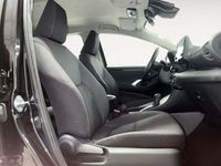 Usado Toyota Yaris Active 116 CV (85 kW) 2022 Negro Utilitario