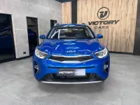 Usado Kia Stonic 100 CV (73 kW) 2023 Azul SUV