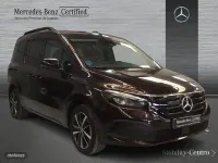 Usado Mercedes EQT200 89 kW (122 CV) 2025 Rojo Monovolumen