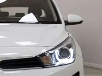 Usado Kia Rio 84 CV (61 kW) 2022 Blanco Utilitario