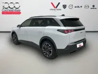 Usado Peugeot 5008 Allure 136 CV (100 kW) 2025 Blanco SUV