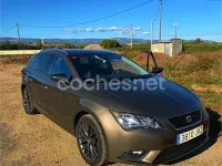 Usado Seat Leon ST CONNECT 110 CV (80 kW) 2017 Marrón Familiar