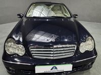 Usado Mercedes C220 Elegance 150 CV (110 kW) 2005 Negro Berlina
