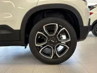 Usado Jeep Avenger Summit 100 CV (73 kW) 2024 Blanco SUV