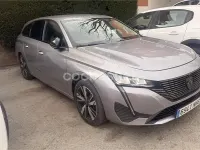 Usado Peugeot 308 SW Allure 180 CV (132 kW) 2022 Gris / plata Familiar
