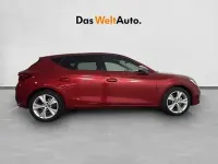 Usado Seat Leon FR 116 CV (85 kW) 2025 Rojo Berlina