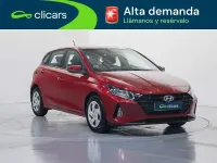 Usado Hyundai i20 84 CV (61 kW) 2023 Rojo Utilitario