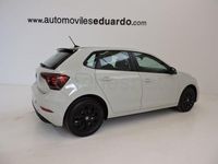 Usado VW Polo 95 CV (69 kW) 2022 Beige Utilitario
