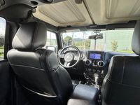 Usado Jeep Wrangler Unlimited Sahara 200 CV (147 kW) 2012 Negro SUV