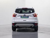 Usado Ford Kuga Titanium 150 CV (110 kW) 2018 Blanco SUV