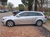 Usado Opel Insignia Business 136 CV (100 kW) 2016 Gris / plata Familiar