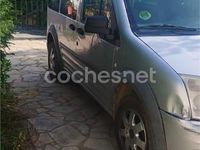 Usado Ford Tourneo Connect Trend 122 CV (89 kW) 2024 Gris / plata Monovolumen