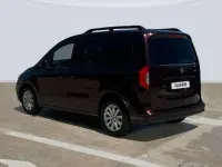 Usado Mercedes 180 116 CV (85 kW) 2024 Rojo Berlina