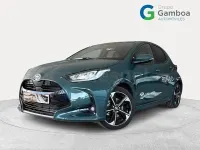 Usado Toyota Yaris Hybrid Style 116 CV (85 kW) 2025 Verde Berlina