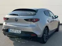 Usado Mazda 3 122 CV (89 kW) 2022 Gris Berlina
