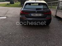 Usado BMW 118 Sport Line 136 CV (100 kW) 2020 Gris / plata Utilitario