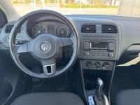 Usado VW Polo Advance 90 CV (66 kW) 2014 Negro Berlina