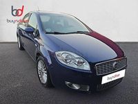 Usado Fiat Linea Emotion 90 CV (66 kW) 2009 Blanco Berlina