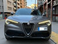 Usado Alfa Romeo Stelvio Veloce 280 CV (205 kW) 2020 Gris / plata SUV