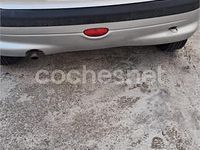 Usado Peugeot 206 70 CV (51 kW) 2002 Gris / plata Berlina