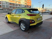 Usado Hyundai Kona 120 HP (88 kW) 2019 Verde SUV