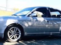 Usado Audi A6 150 CV (110 kW) 1999 Gris / plata Familiar