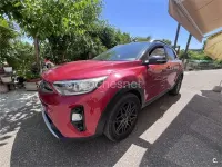 Usado Kia Stonic 100 CV (73 kW) 2020 Rojo SUV