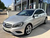 Usado Mercedes A200 Style 136 CV (100 kW) 2015 Gris / plata Utilitario