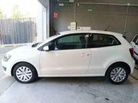 Usado VW Polo Advance 70 CV (51 kW) 2011 Blanco Utilitario