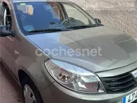 Usado Dacia Sandero Base 75 CV (55 kW) 2011 Beige Berlina