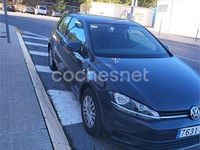Usado VW Golf VII Advance 110 CV (80 kW) 2018 Gris / plata Berlina