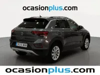 Usado VW T-Roc Life 110 CV (80 kW) 2024 Gris SUV