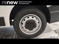 Usado Renault Trafic 130 CV (95 kW) 2024 Blanco Monovolumen