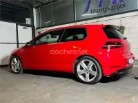 Usado VW Golf VII R 300 CV (220 kW) 2017 Rojo Berlina
