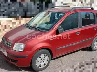 Usado Fiat Panda Dynamic 60 CV (44 kW) 2006 Rojo Utilitario